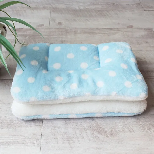 Soft Fleece Lovely Mattress Cushion for Small And Large Dogs